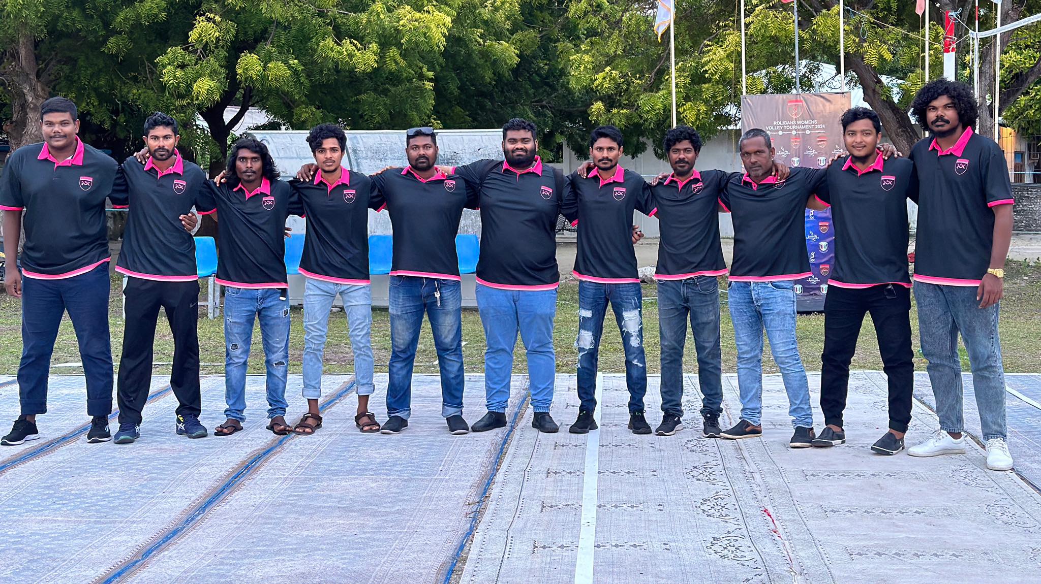 Roligans team